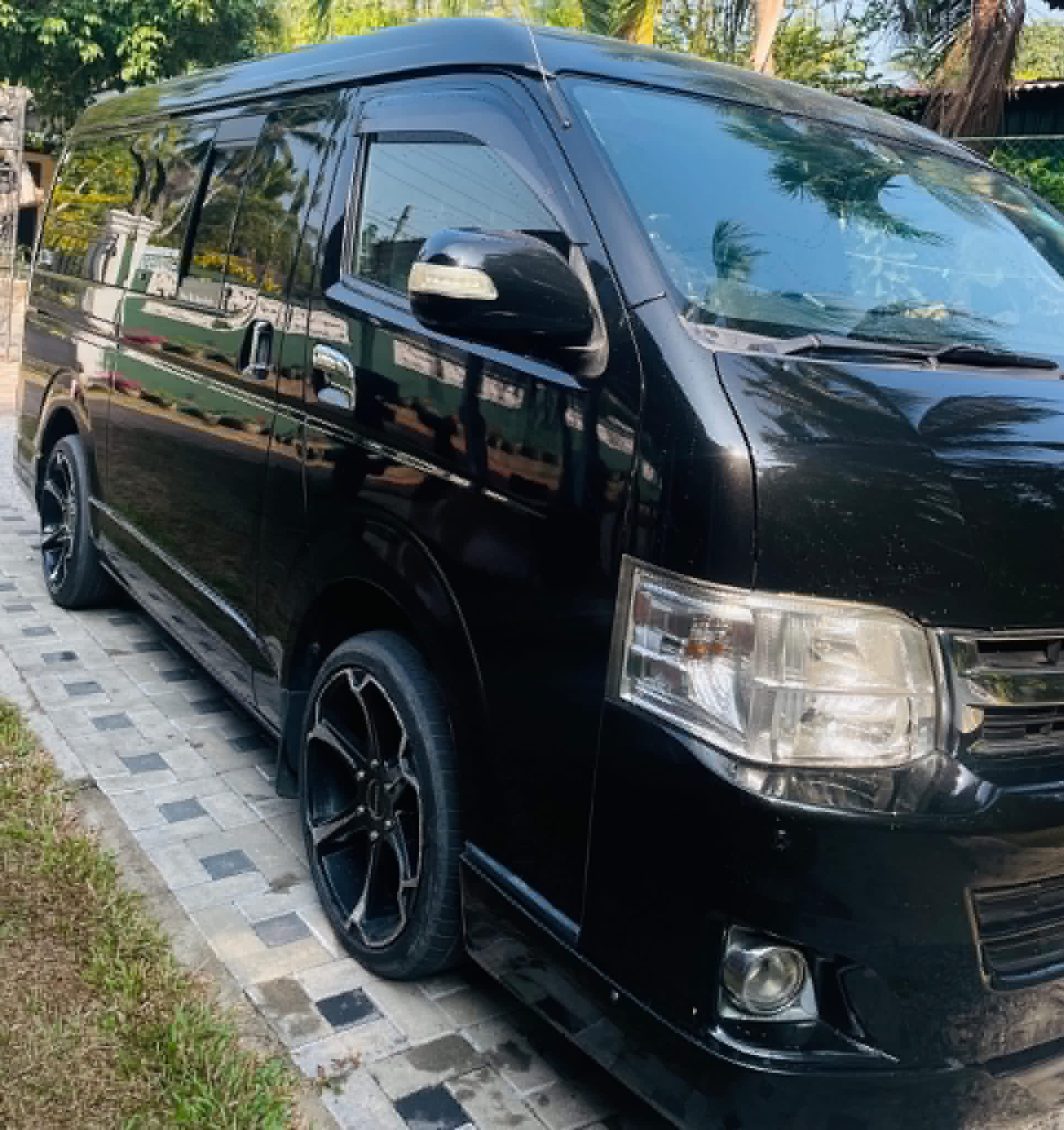 Advertisement image 1