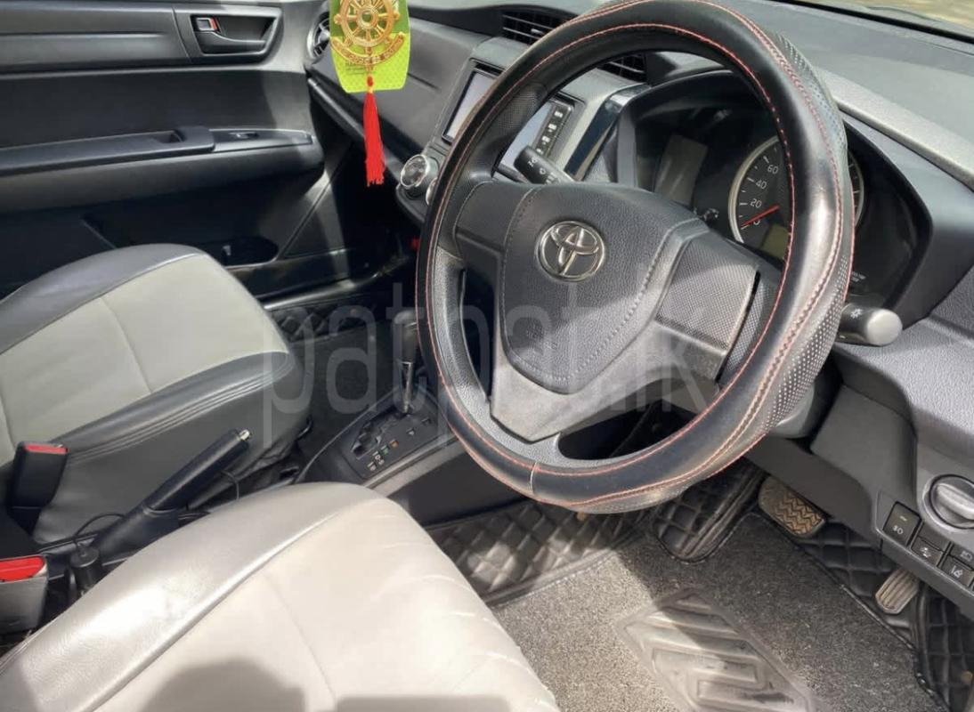 Toyota Axio 2017 - Used Car sale in Sri Lanka - patpat.lk
