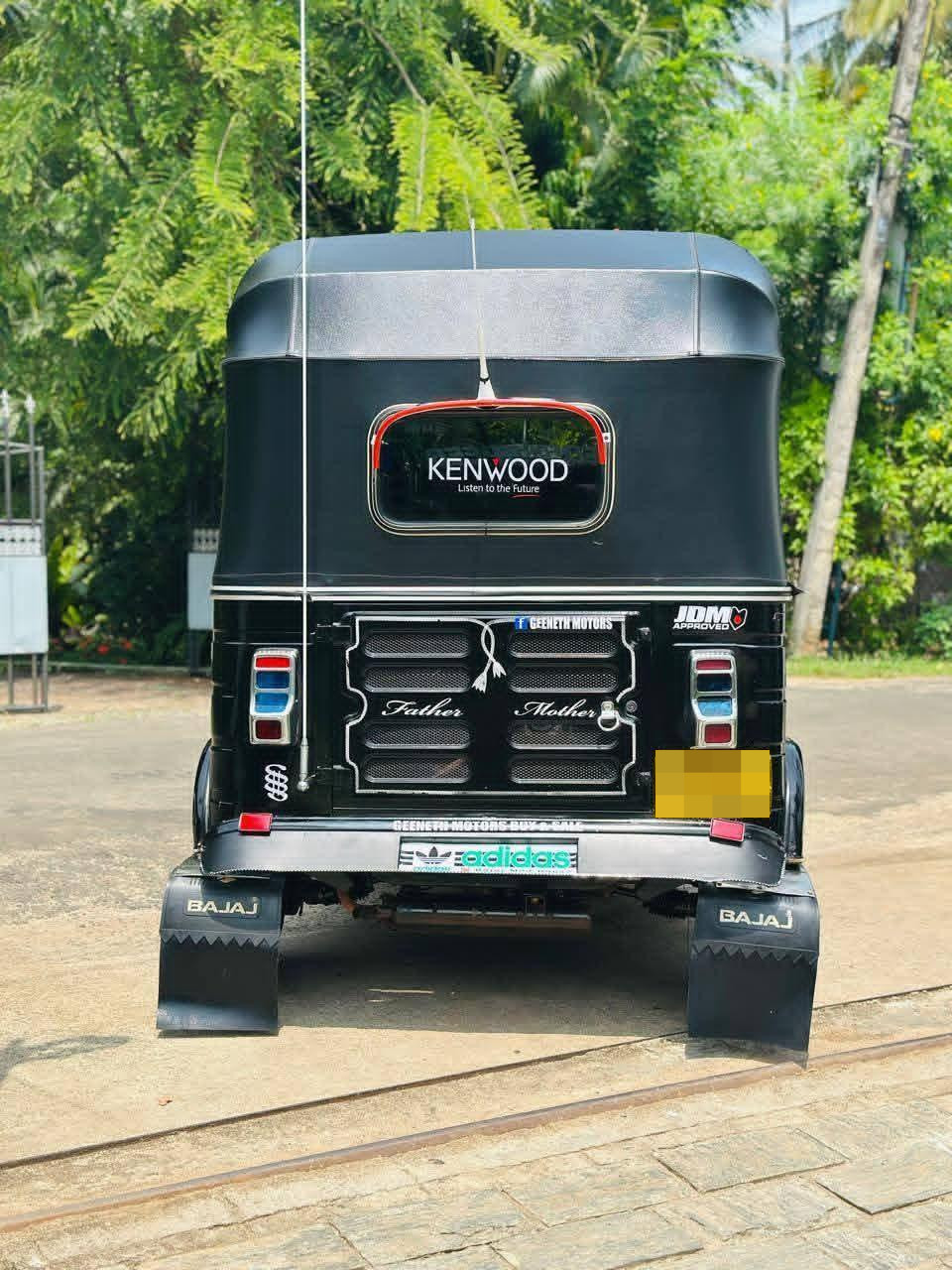 Bajaj Three Wheel 2011 - பயன்படுத்தப்பட்டது முச்சக்கர வண்டி sale in Sri Lanka - patpat.lk