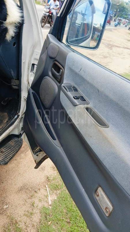 Advertisement image 6