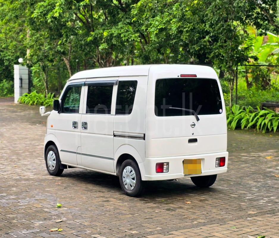Nissan Clipper 2014 - பயன்படுத்தப்பட்டது வேன் sale in Sri Lanka - patpat.lk
