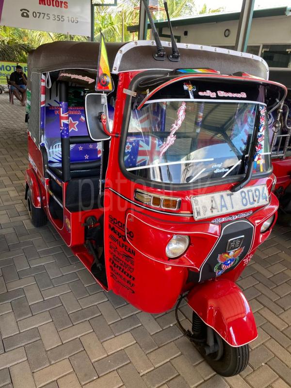 Bajaj 4 stroke 2014 - பயன்படுத்தப்பட்டது முச்சக்கர வண்டி sale in Sri Lanka - patpat.lk