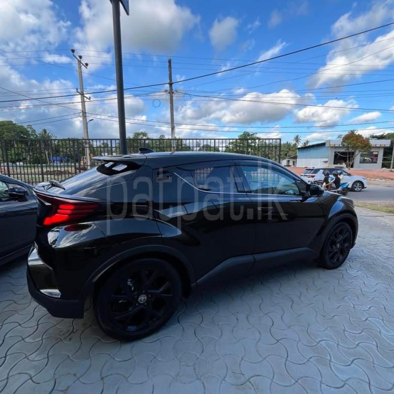 Toyota CHR 2023 - Brand New SUV sale in Sri Lanka - patpat.lk