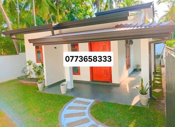House for Sale in Weliveriya