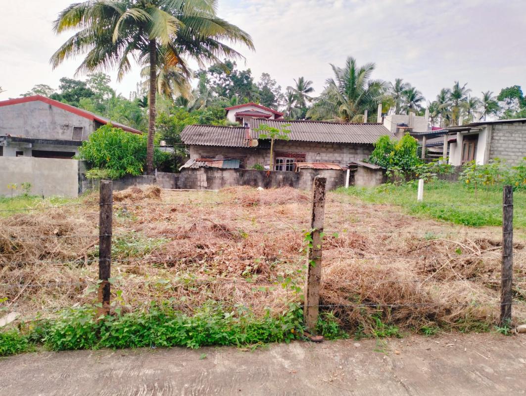 Residential Land for Sale in Hokandara