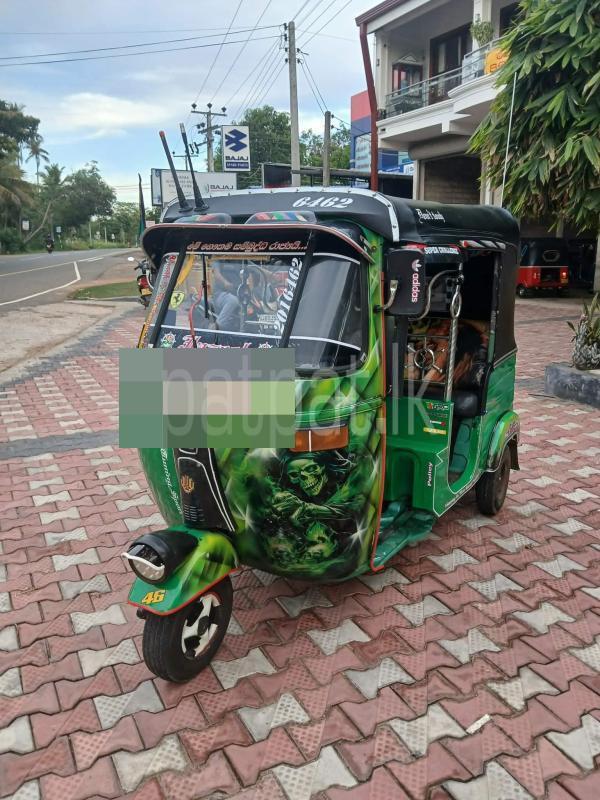 Bajaj Three Wheel 2001 - භාවිතා කරන ලද ත්‍රිරෝද රථය sale in Sri Lanka - patpat.lk