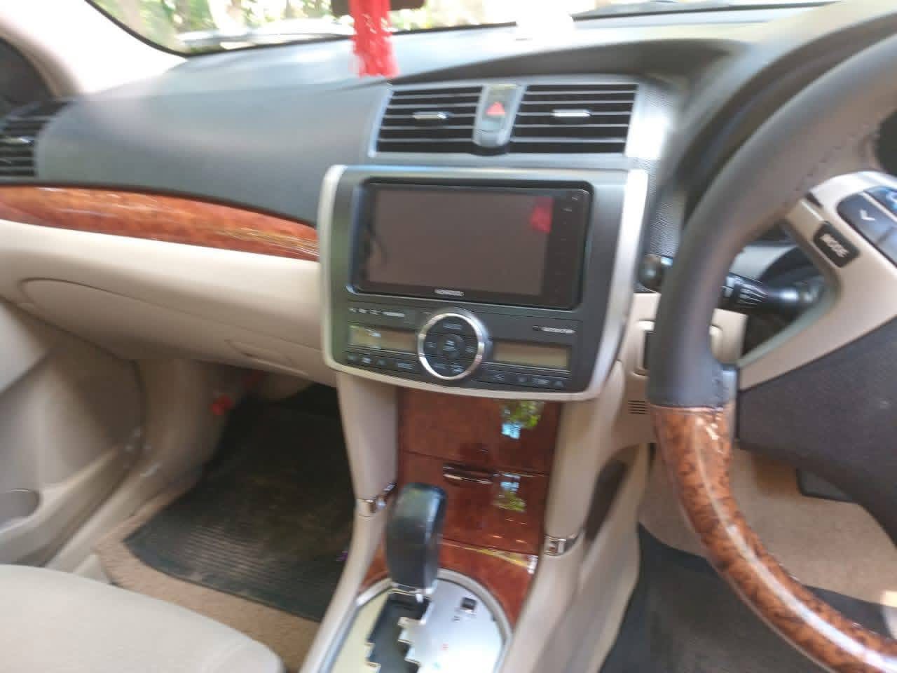 Toyota Premio 2013 - பயன்படுத்தப்பட்டது கார் sale in Sri Lanka - patpat.lk