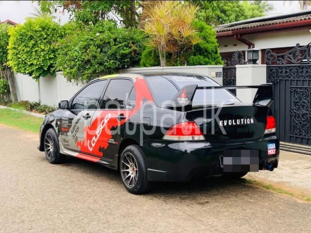 Advertisement image 3