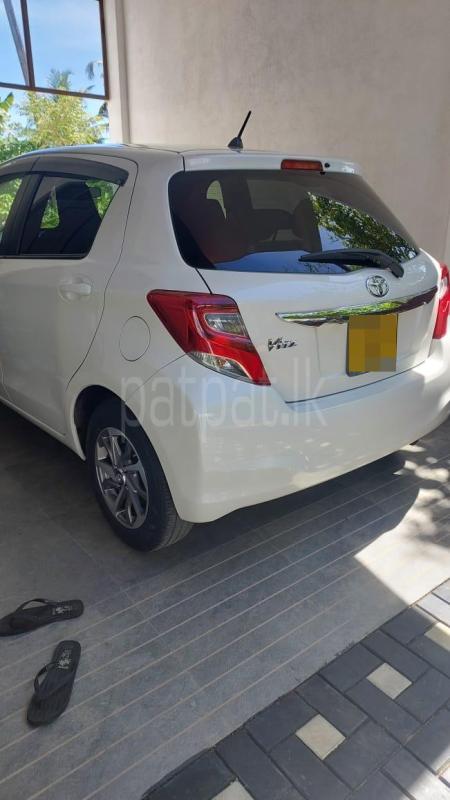 Toyota Vitz 2016 - பயன்படுத்தப்பட்டது கார் sale in Sri Lanka - patpat.lk