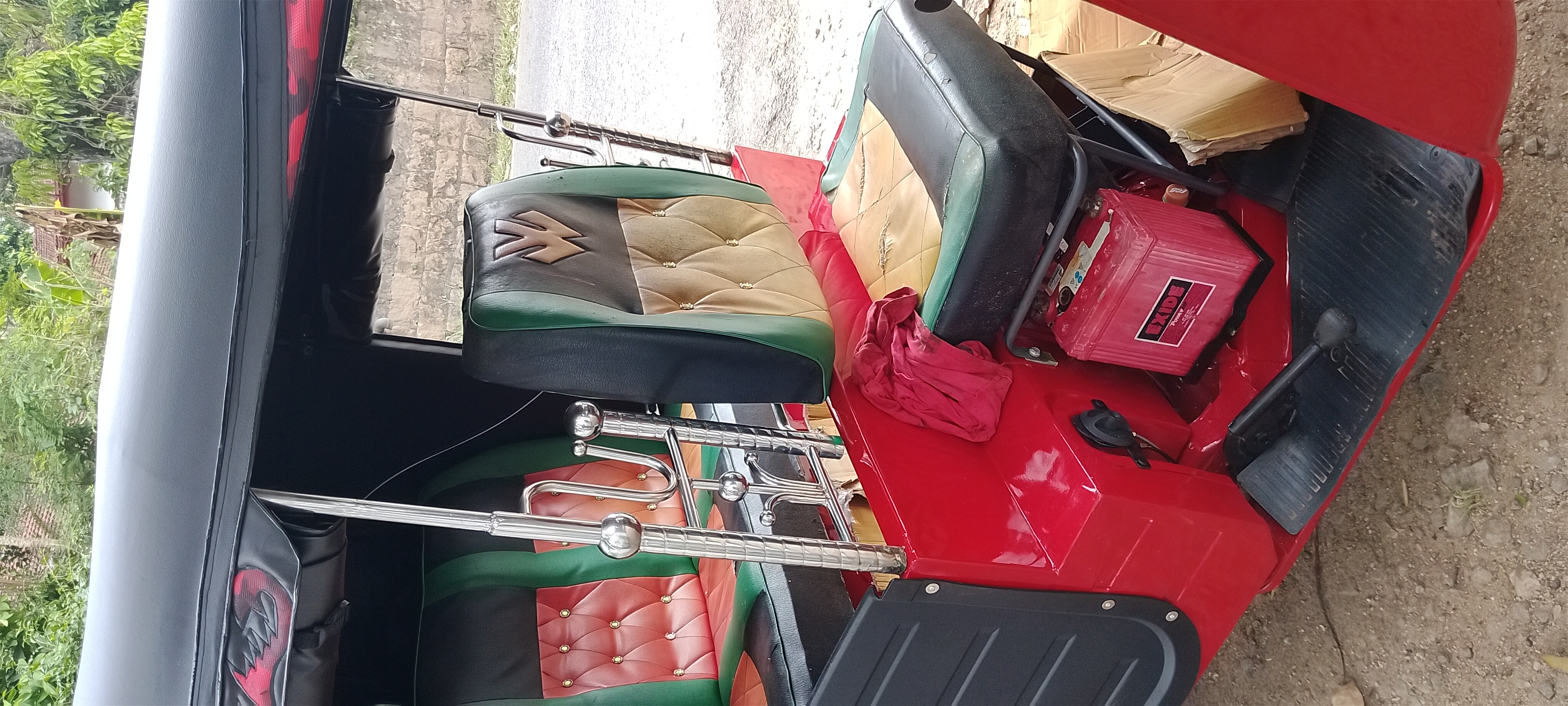 Bajaj Three Wheel 2011 - භාවිතා කරන ලද ත්‍රිරෝද රථය sale in Sri Lanka - patpat.lk