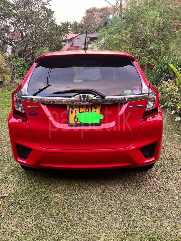 Honda Fit 2014 - பயன்படுத்தப்பட்டது கார் sale in Sri Lanka - patpat.lk