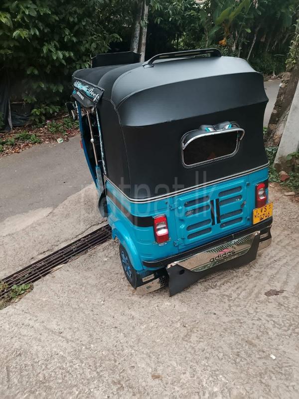 Bajaj Three Wheel 2010 - பயன்படுத்தப்பட்டது முச்சக்கர வண்டி sale in Sri Lanka - patpat.lk