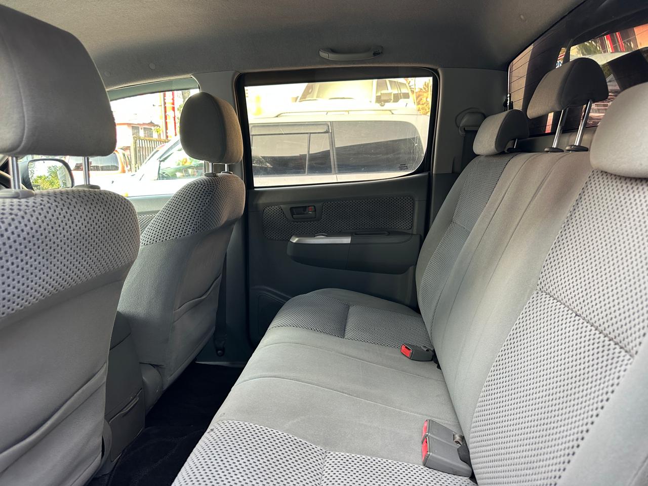Toyota Hilux 2008 - பயன்படுத்தப்பட்டது சரக்கு போக்குவரத்து sale in Sri Lanka - patpat.lk