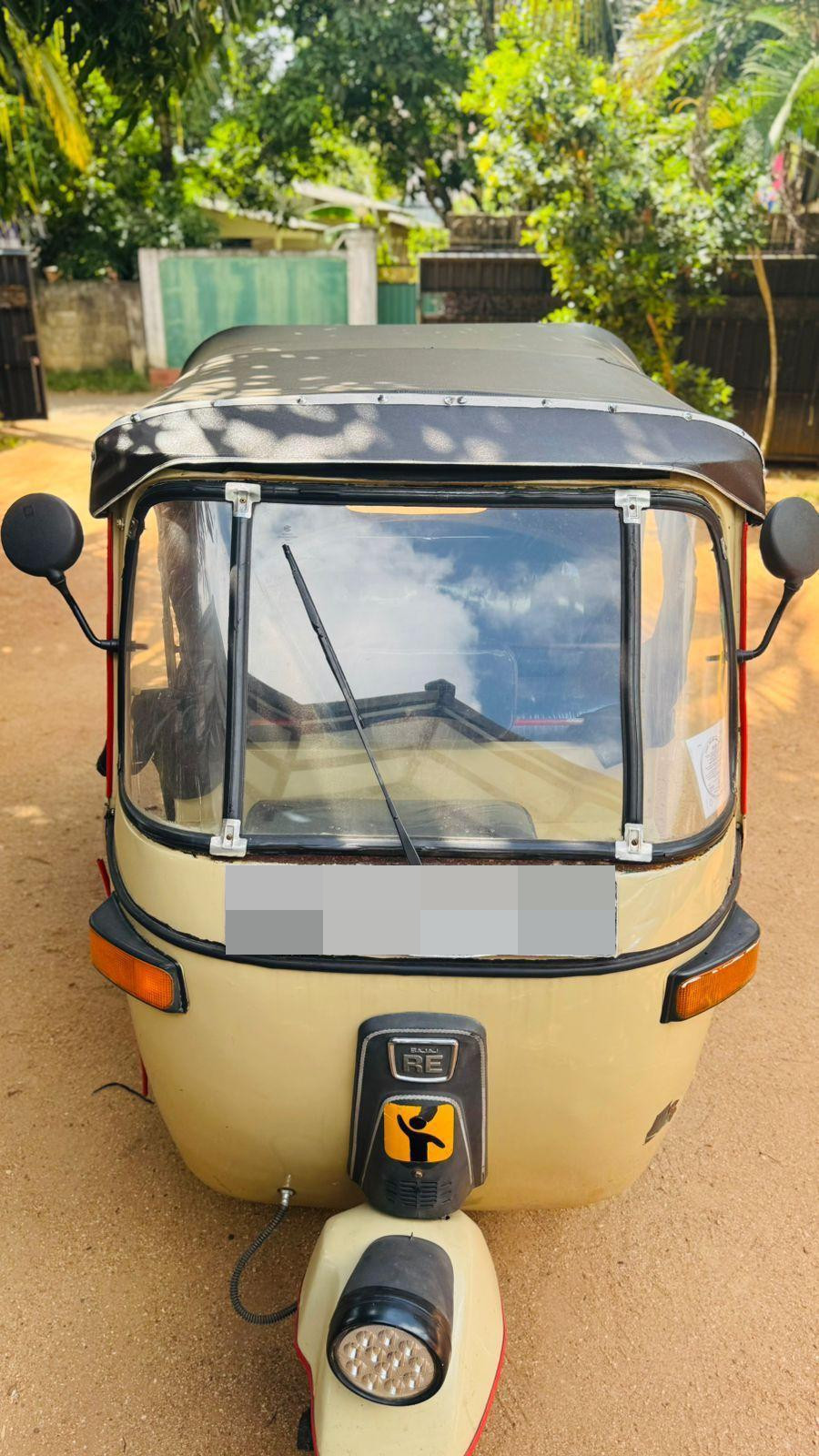 Bajaj 2 stroke 2002 - Used Three wheeler sale in Sri Lanka - patpat.lk