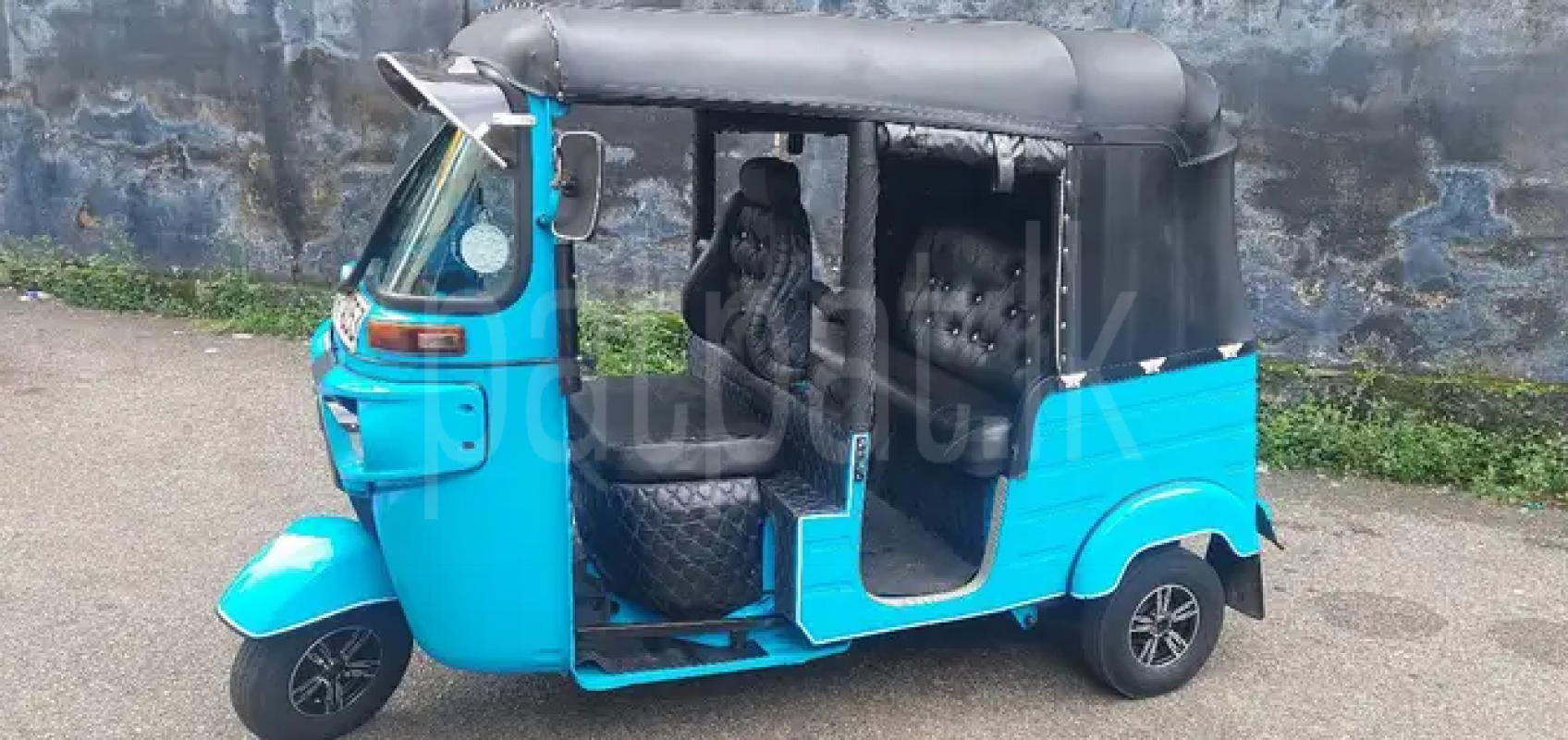 Advertisement image 6