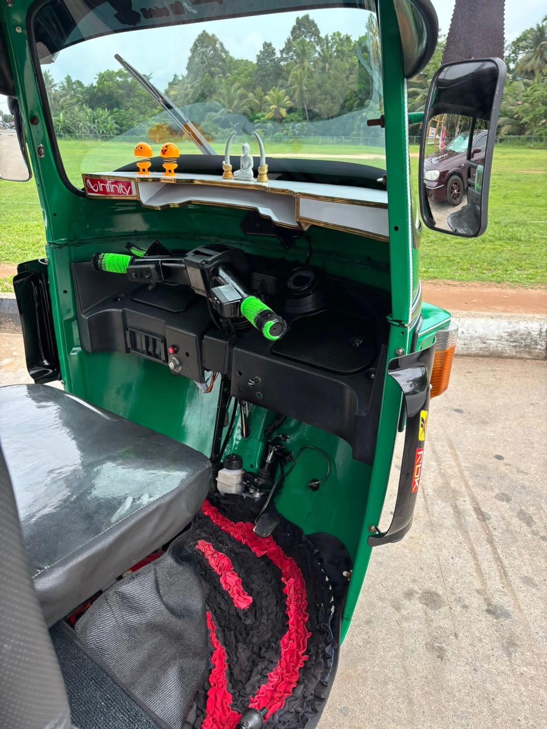 Bajaj Three Wheel 2011 - பயன்படுத்தப்பட்டது முச்சக்கர வண்டி sale in Sri Lanka - patpat.lk