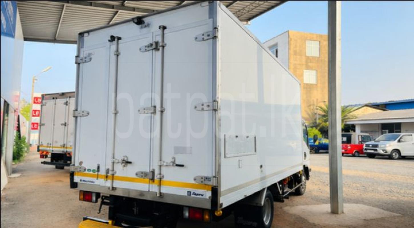 Isuzu ELF 2019 - மறுசீரமைக்கப்பட்டது டிரக் sale in Sri Lanka - patpat.lk