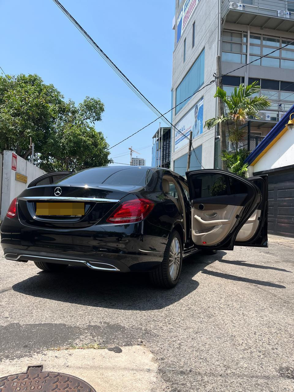 Mercedes Benz C180 2015 - Used Car sale in Sri Lanka - patpat.lk