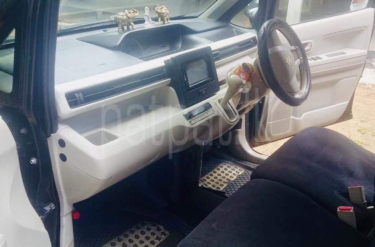 Advertisement image 6