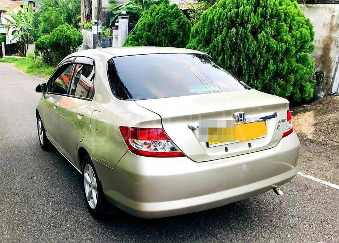 Honda Fit 2003 - பயன்படுத்தப்பட்டது கார் sale in Sri Lanka - patpat.lk