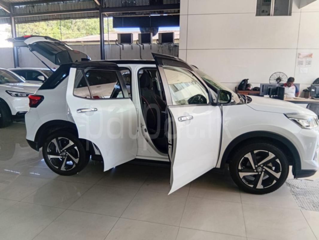 Advertisement image 3