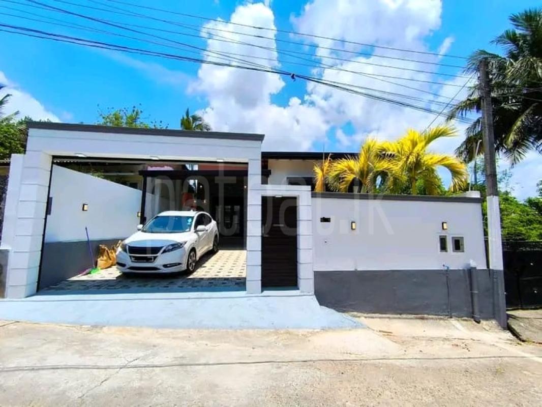 House for Sale in Malabe ads-image-1