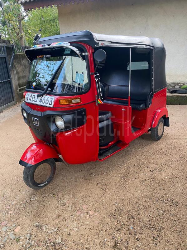 Bajaj Three Wheel 2015 - Used Three wheeler sale in Sri Lanka - patpat.lk