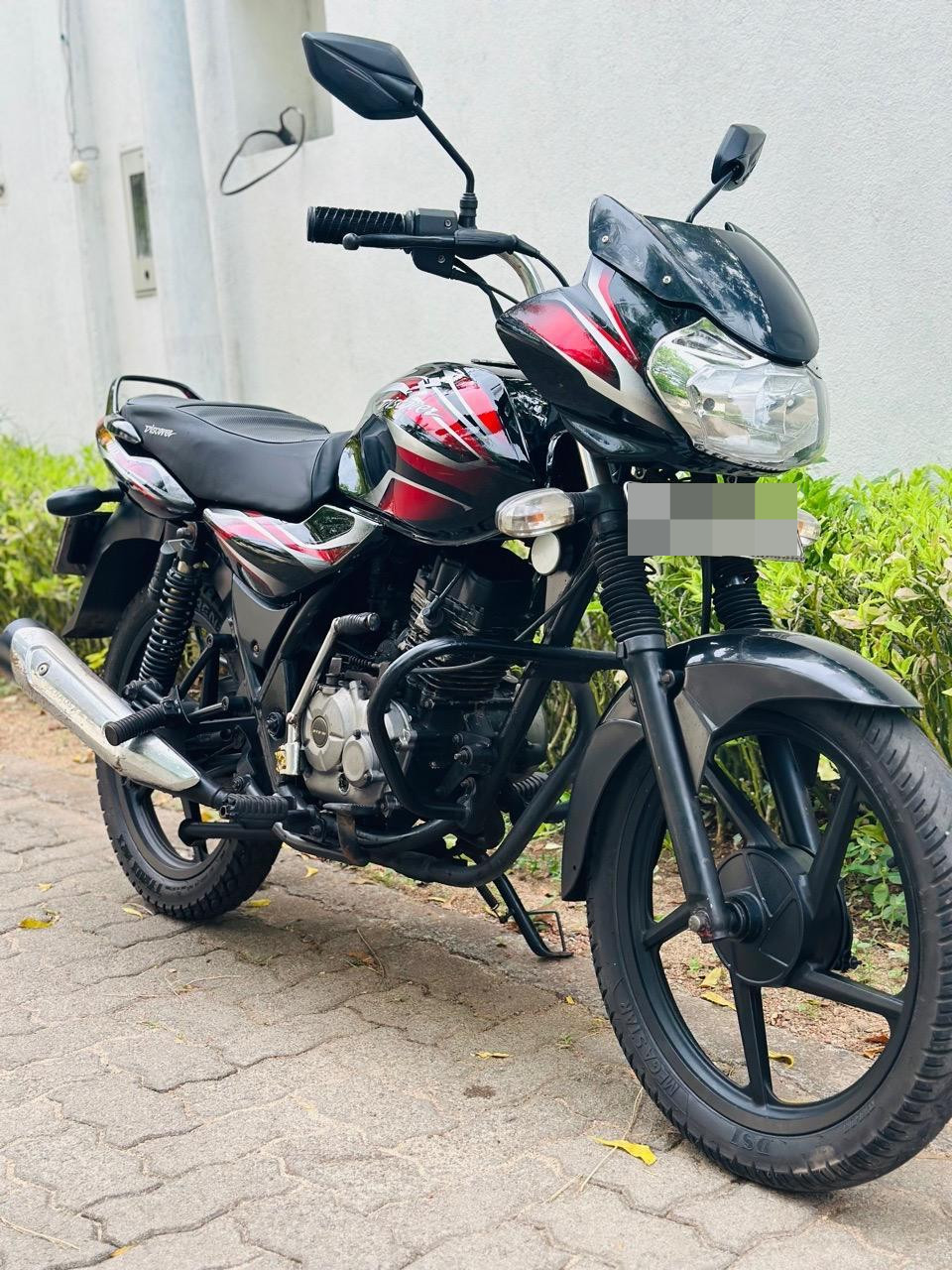 Bajaj Discover 2011 ads-image-1