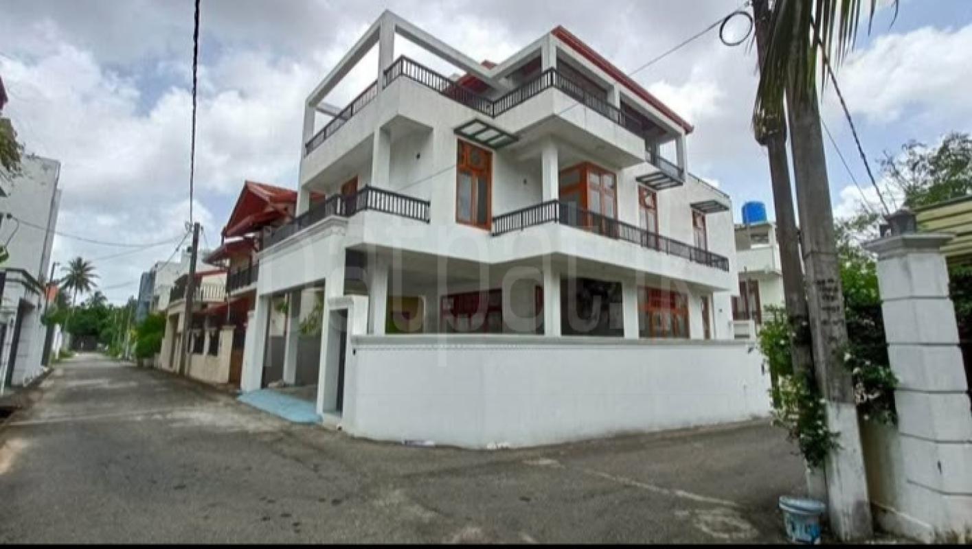 House for Sale in Piliyandala ads-image-1