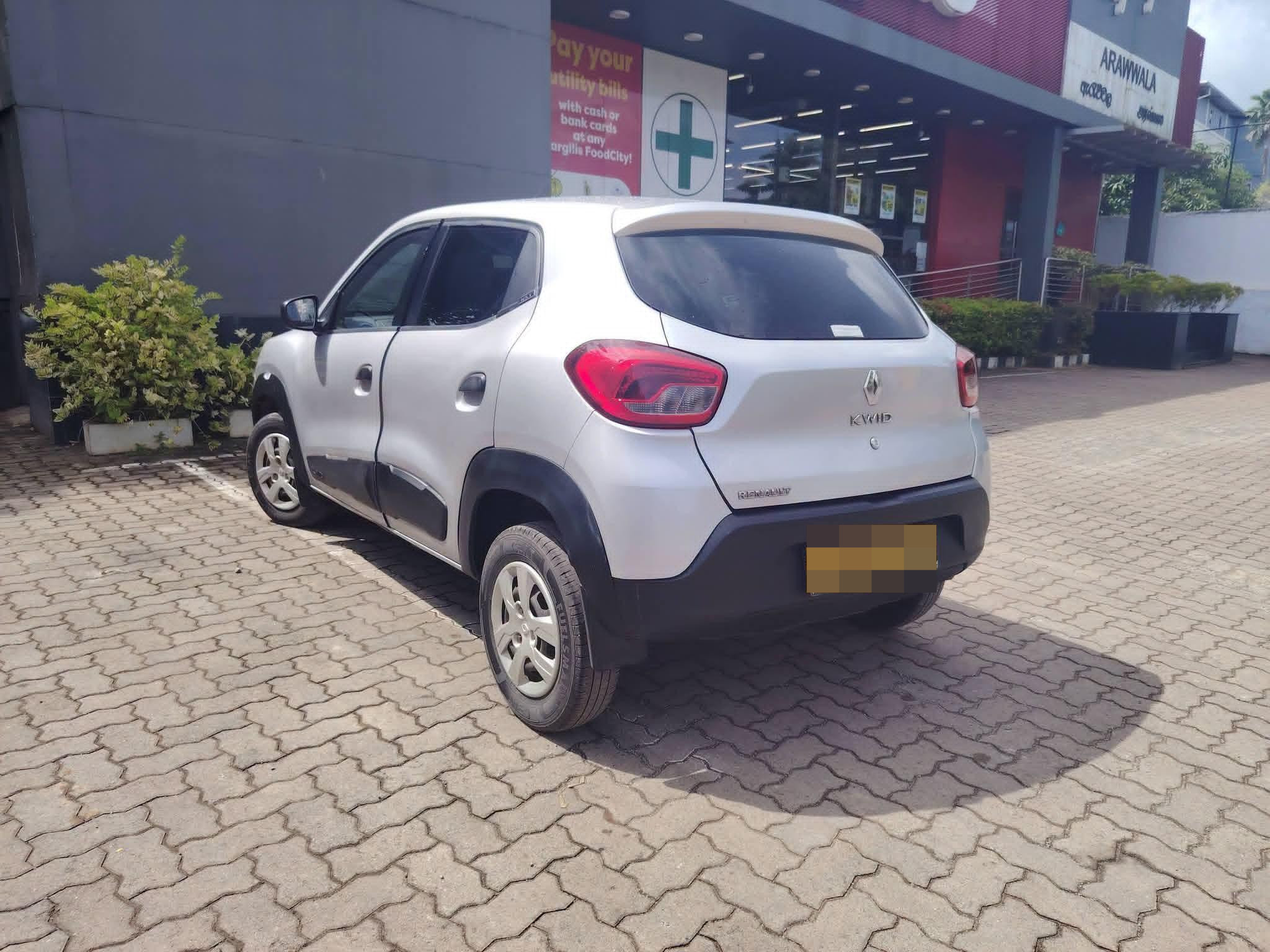 Renault KWID 2016 - Used Car sale in Sri Lanka - patpat.lk