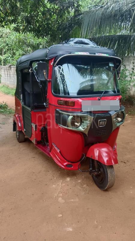 Bajaj Three Wheel 2016 - பயன்படுத்தப்பட்டது முச்சக்கர வண்டி sale in Sri Lanka - patpat.lk