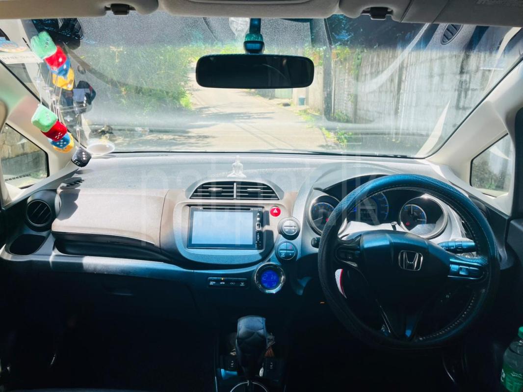 Advertisement image 4