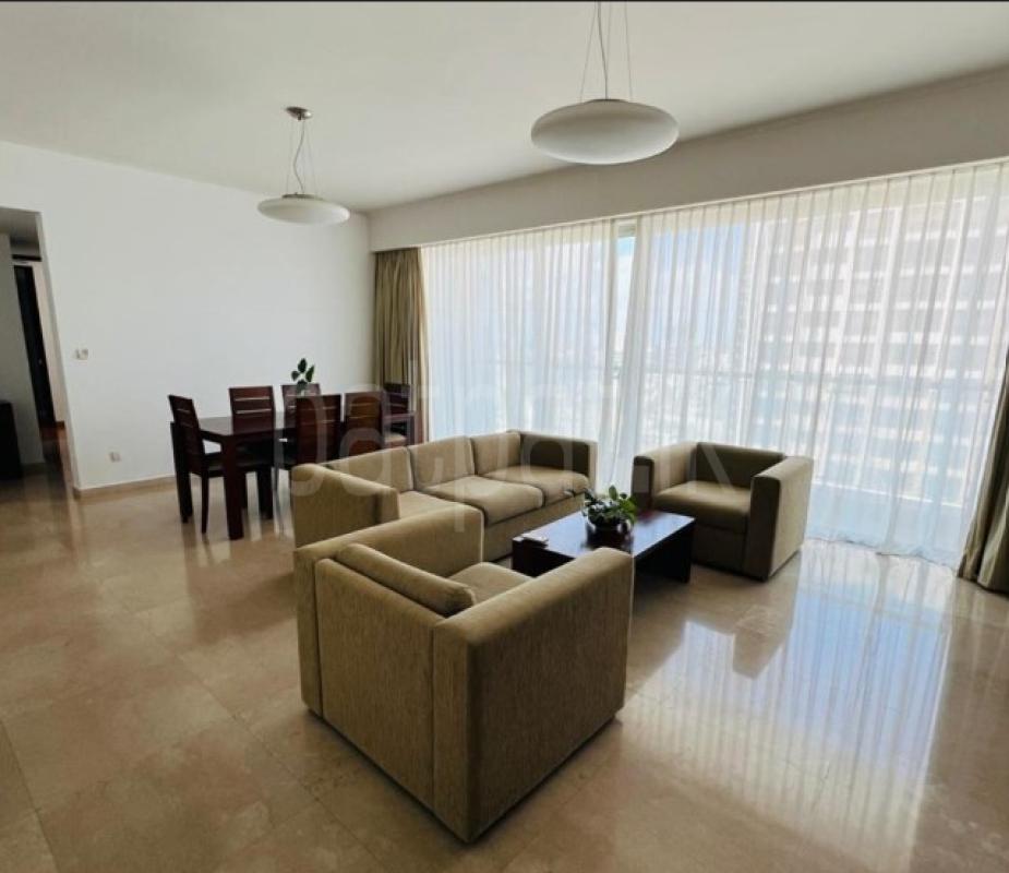 Furnished Apartment for Sale in Slave Island (Colombo 02)