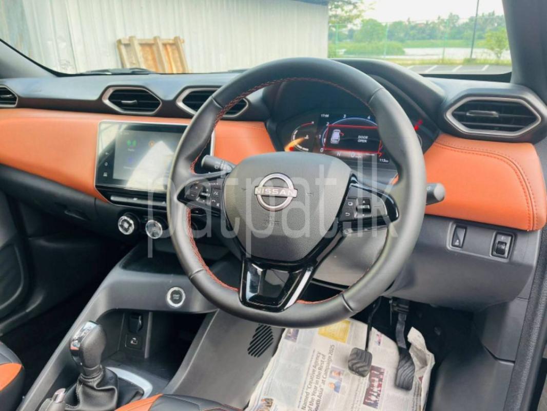 Advertisement image 6