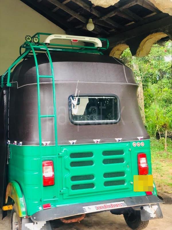 Bajaj Three Wheel 2006 - பயன்படுத்தப்பட்டது முச்சக்கர வண்டி sale in Sri Lanka - patpat.lk