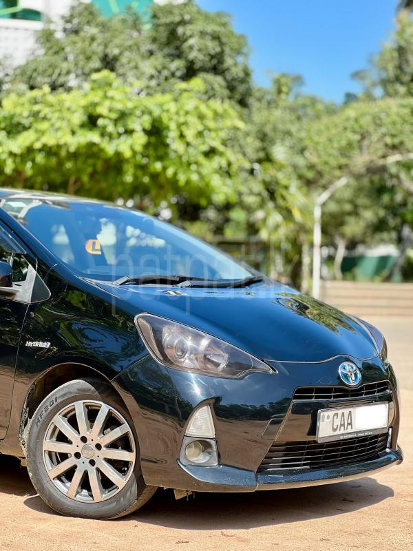 Toyota Aqua 2012 - Used Car sale in Sri Lanka - patpat.lk