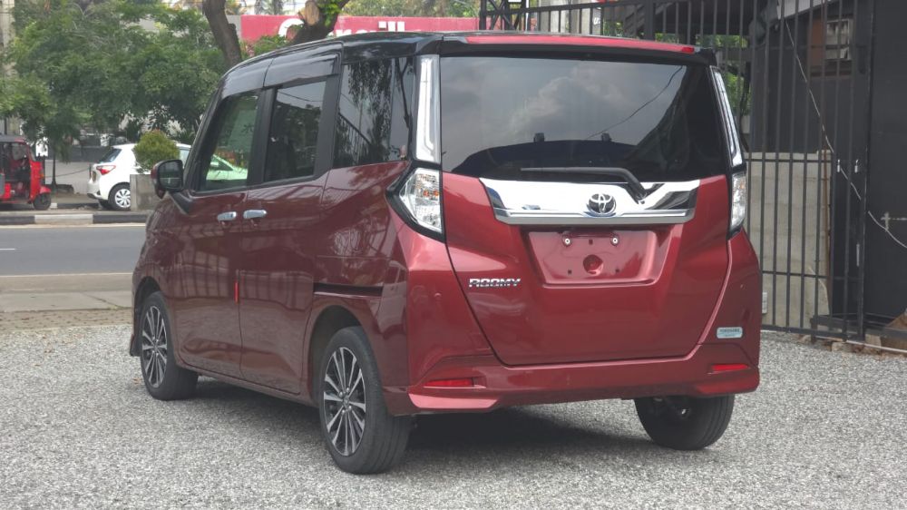 Toyota Roomy 2022 - Brand New Van sale in Sri Lanka - patpat.lk