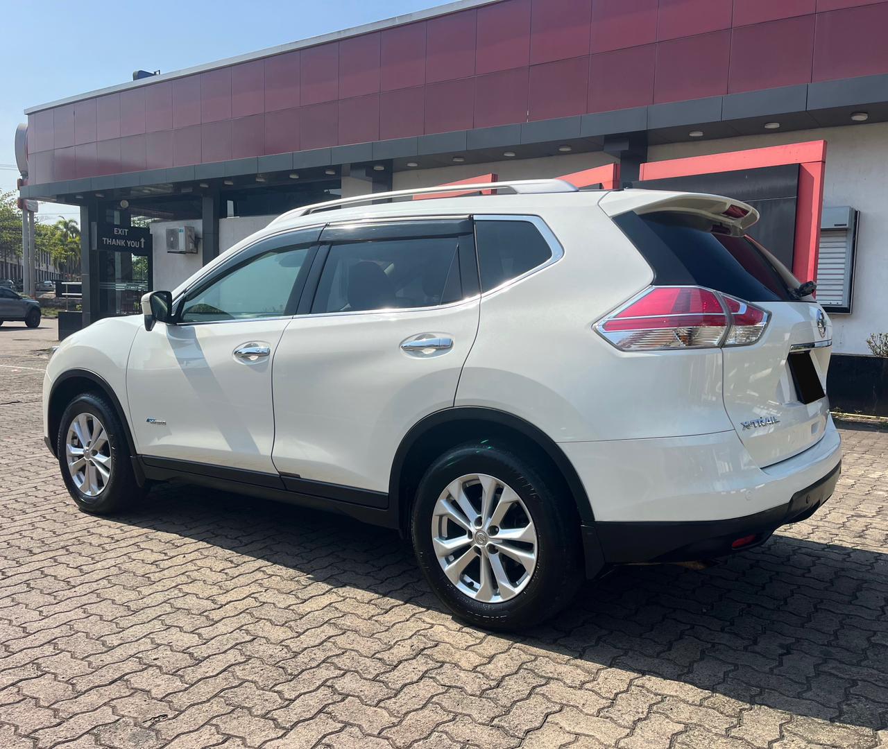 Advertisement image 3