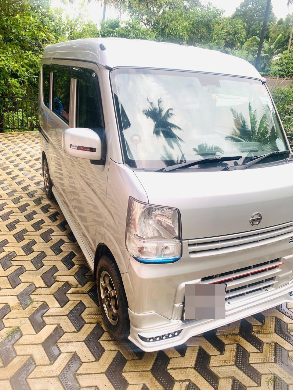 Nissan Clipper 2015 - பயன்படுத்தப்பட்டது கார் sale in Sri Lanka - patpat.lk