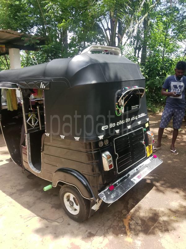 Bajaj 4 stroke 2009 - பயன்படுத்தப்பட்டது முச்சக்கர வண்டி sale in Sri Lanka - patpat.lk