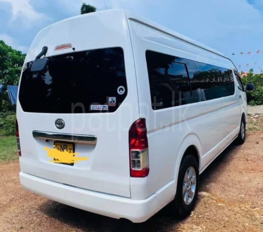 Toyota Hiace 2013 - Used Van sale in Sri Lanka - patpat.lk