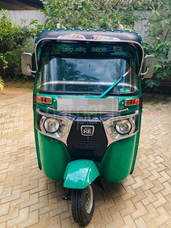 Bajaj Three Wheel 2015 - பயன்படுத்தப்பட்டது முச்சக்கர வண்டி sale in Sri Lanka - patpat.lk