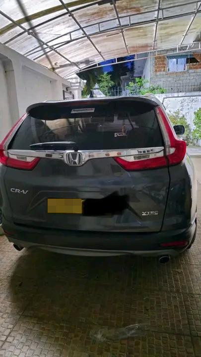 Honda CRV 2018 - பயன்படுத்தப்பட்டது SUV sale in Sri Lanka - patpat.lk