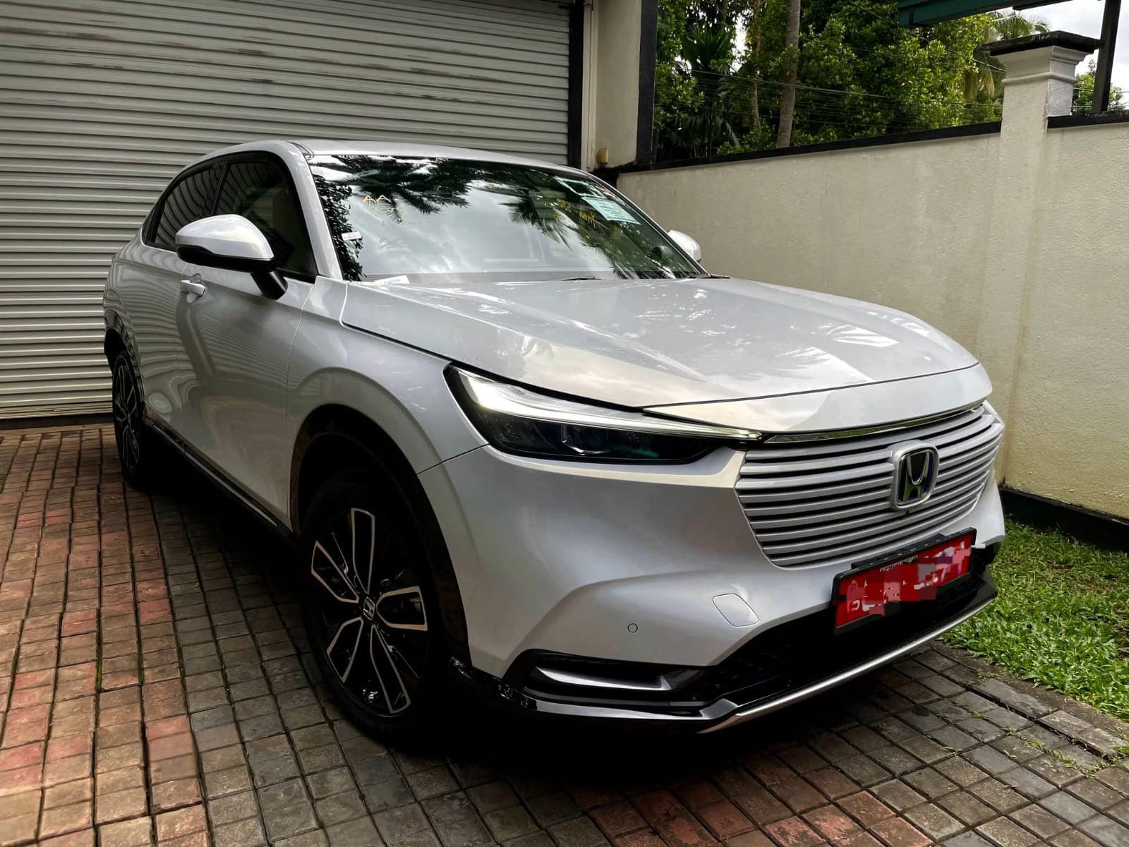 Honda Vezel 2023 ads-image-1