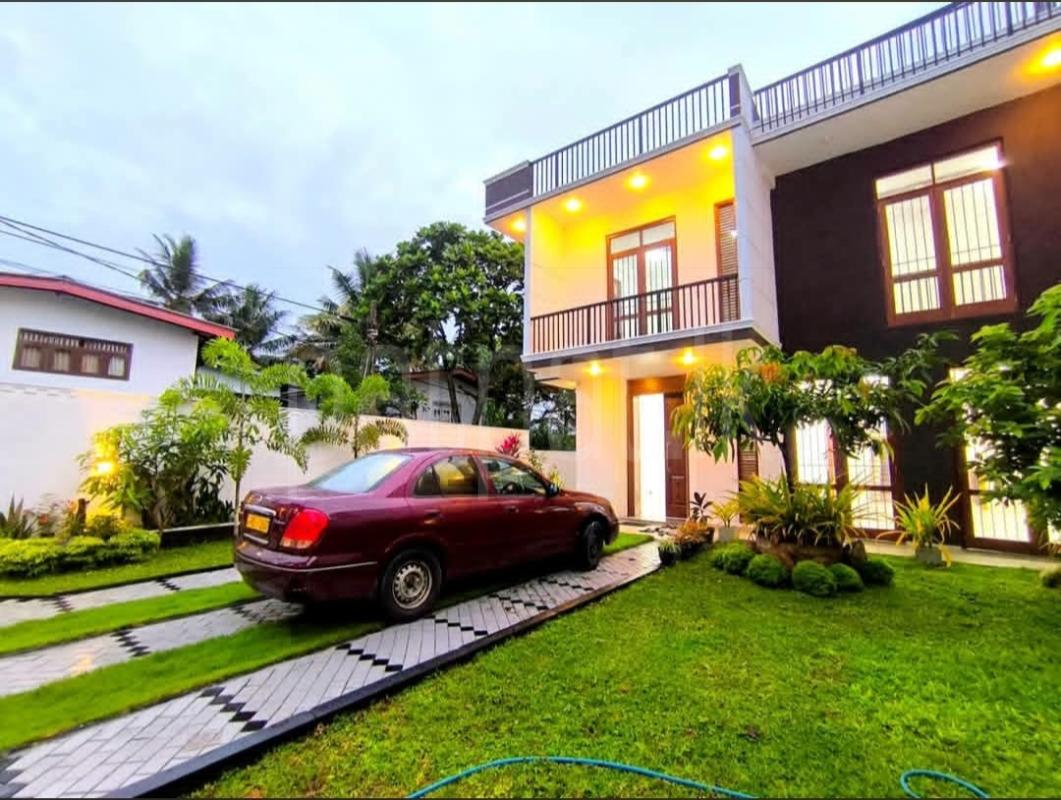 House for Sale in Malabe ads-image-1