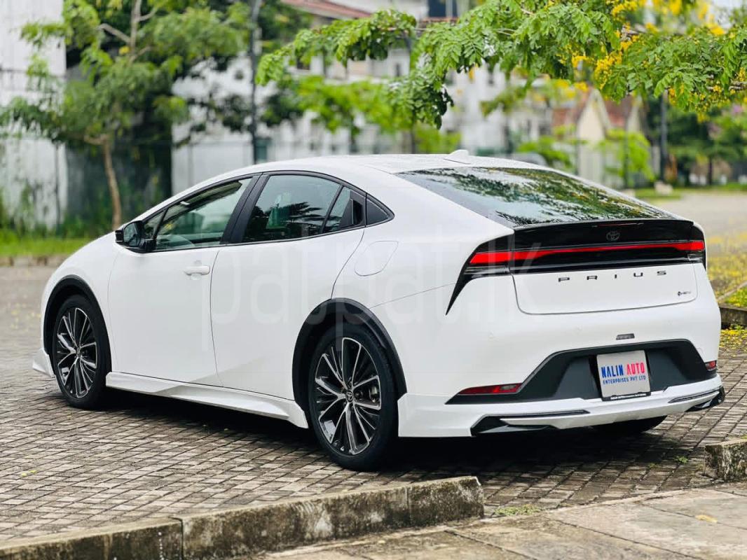 Toyota Prius 2025 - Brand New Car sale in Sri Lanka - patpat.lk