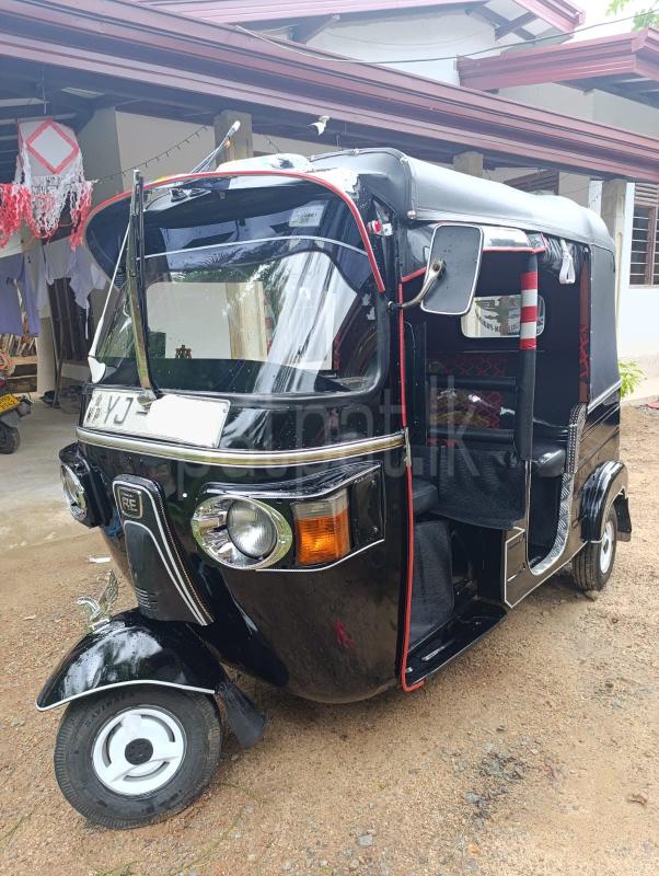 Bajaj 4 stroke 2011 - பயன்படுத்தப்பட்டது முச்சக்கர வண்டி sale in Sri Lanka - patpat.lk