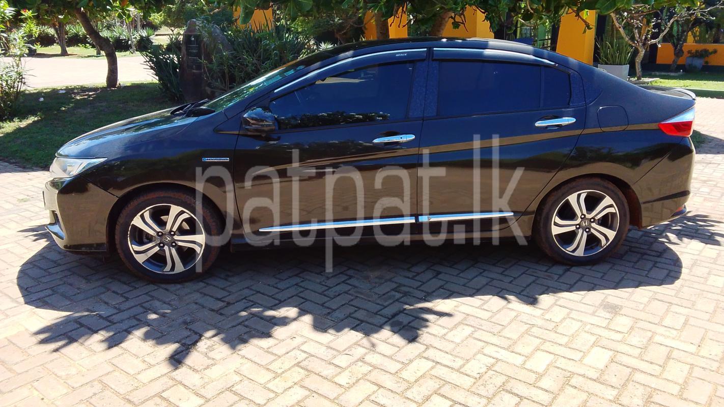 Advertisement image 4