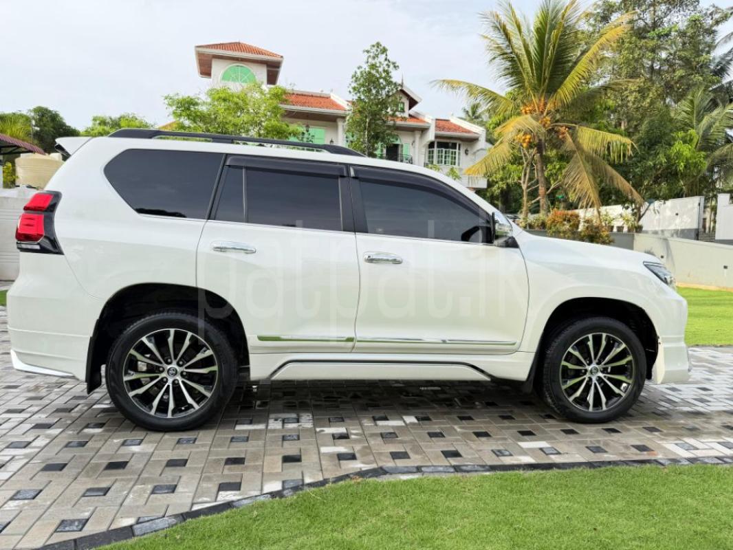 Advertisement image 6