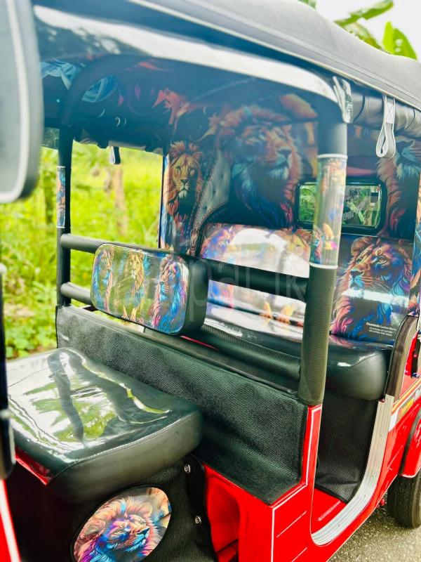 Advertisement image 4